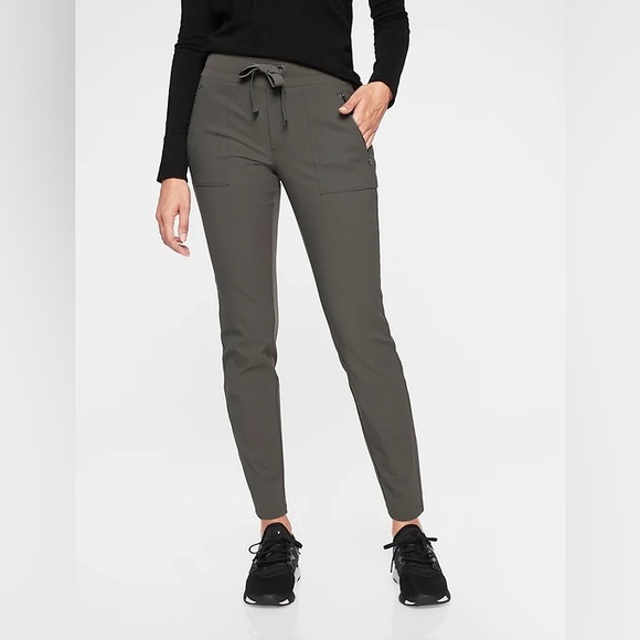 Athleta Pants - Athleta Headlands Hybrid Pant Flagstone Grey size 2 Outdoors‎ Hiking Trails